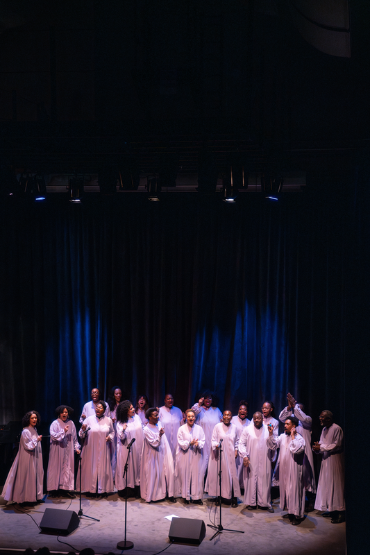 Église Saint-Louis d'Antin (Esp. Bernanos). Gospel Dream